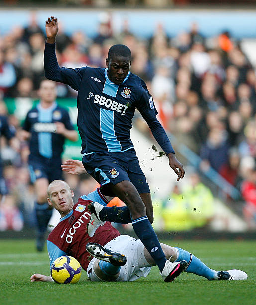 发表了对他 发表了对他