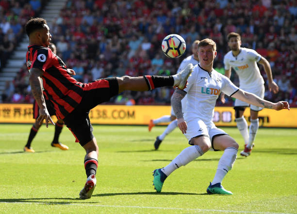 更在賽場統 更在賽場統